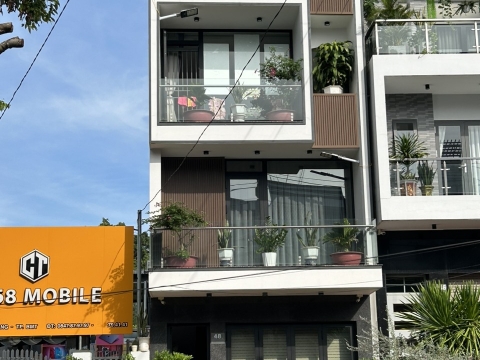 Nhà Phố tại 48 Đinh Tiên Hoàng, Tp. Buôn Ma Thuột, Tỉnh Đăk Lăk